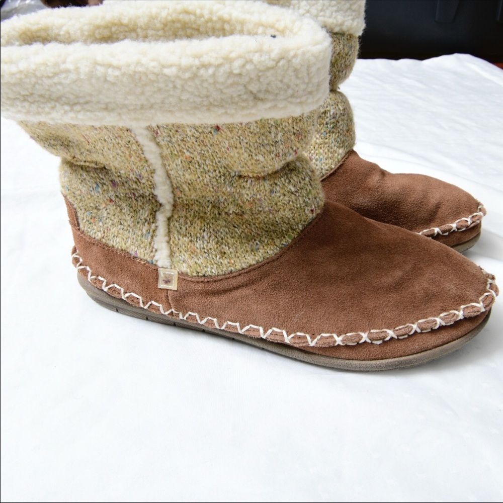 Clark’s indoors and outdoors slippers boots size10